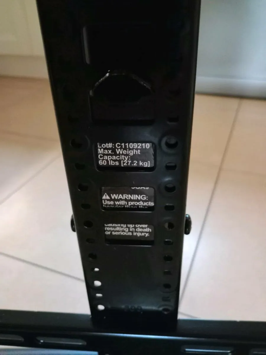 Sanus TV stand swivel - Image 3