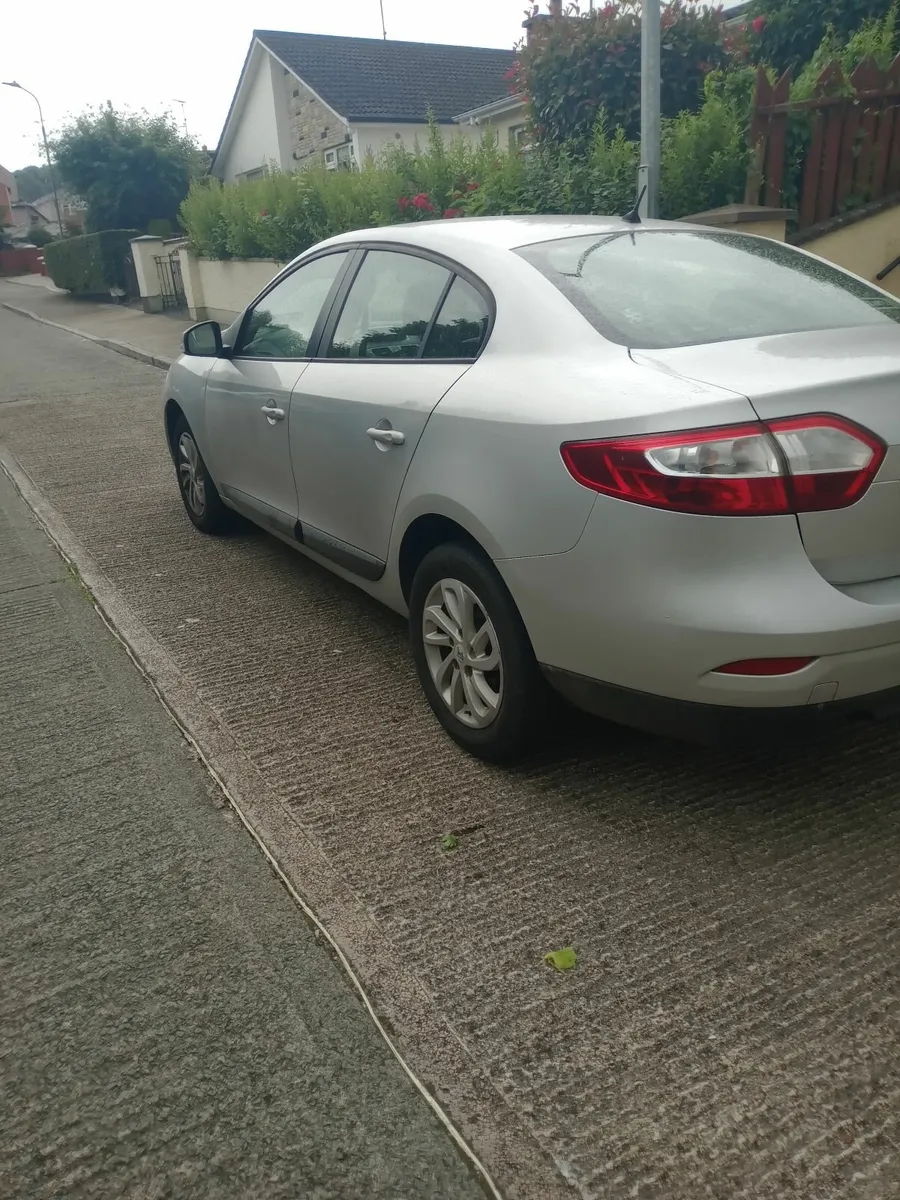 Renault Fluence 2013 - Image 3
