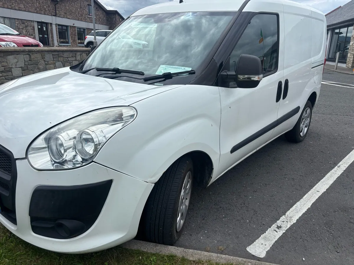 2015 Fiat Doblo NEW DOE - Image 2