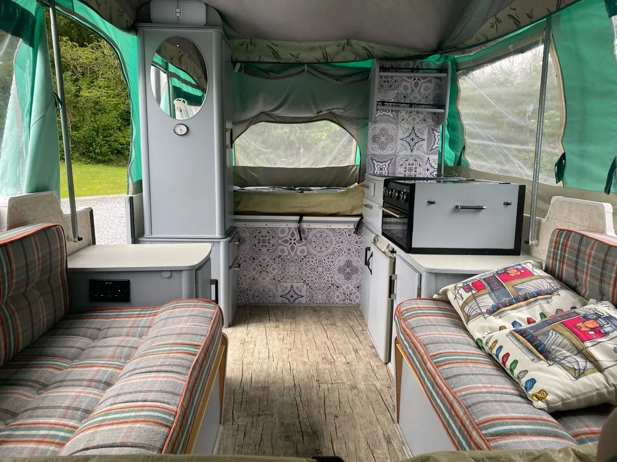 Folding Camper - Image 3