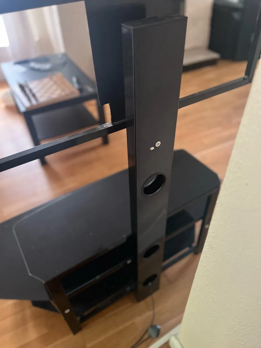 TV stand - Image 3
