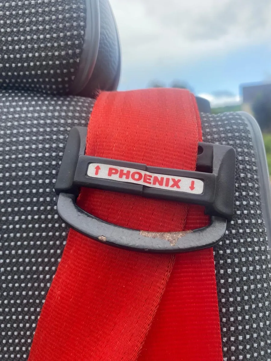 Bus seats - Image 2