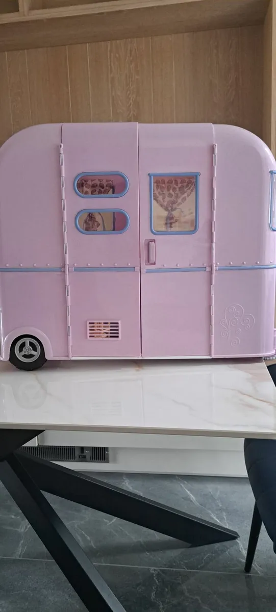 Our Generation camper van - Image 1