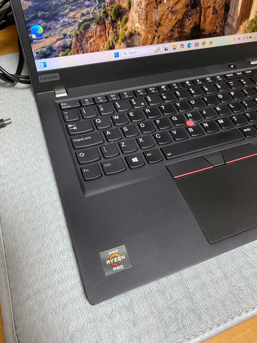 Lenovo Thinkpad Ryzen 5 pro 8-256 win 11 pro - Image 3