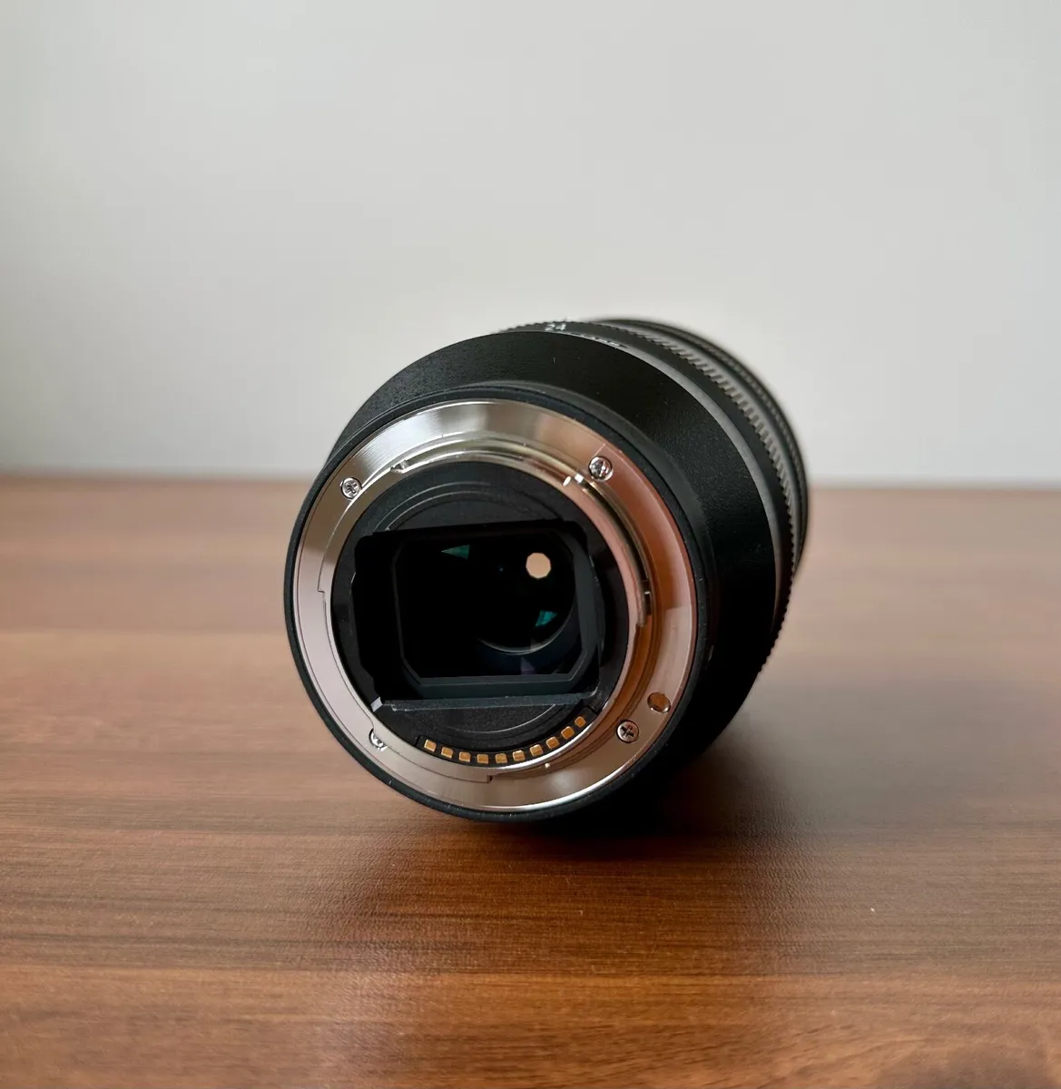 Sony Fe 24-105mm F4 G Oss Lens - Image 2