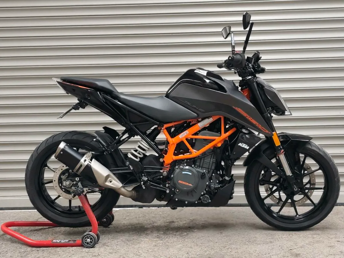 KTM 390 Duke - Image 2