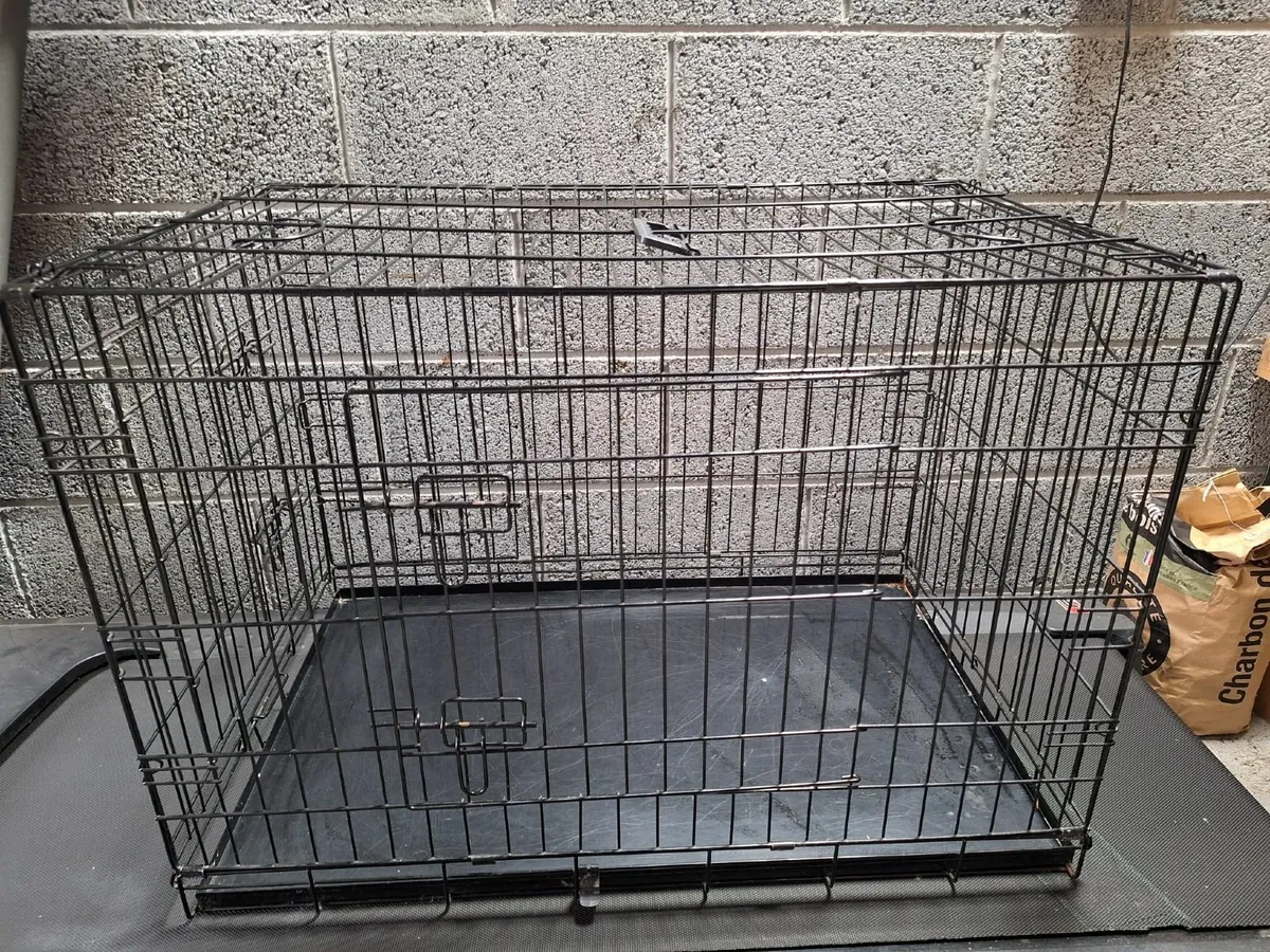 Dog crate