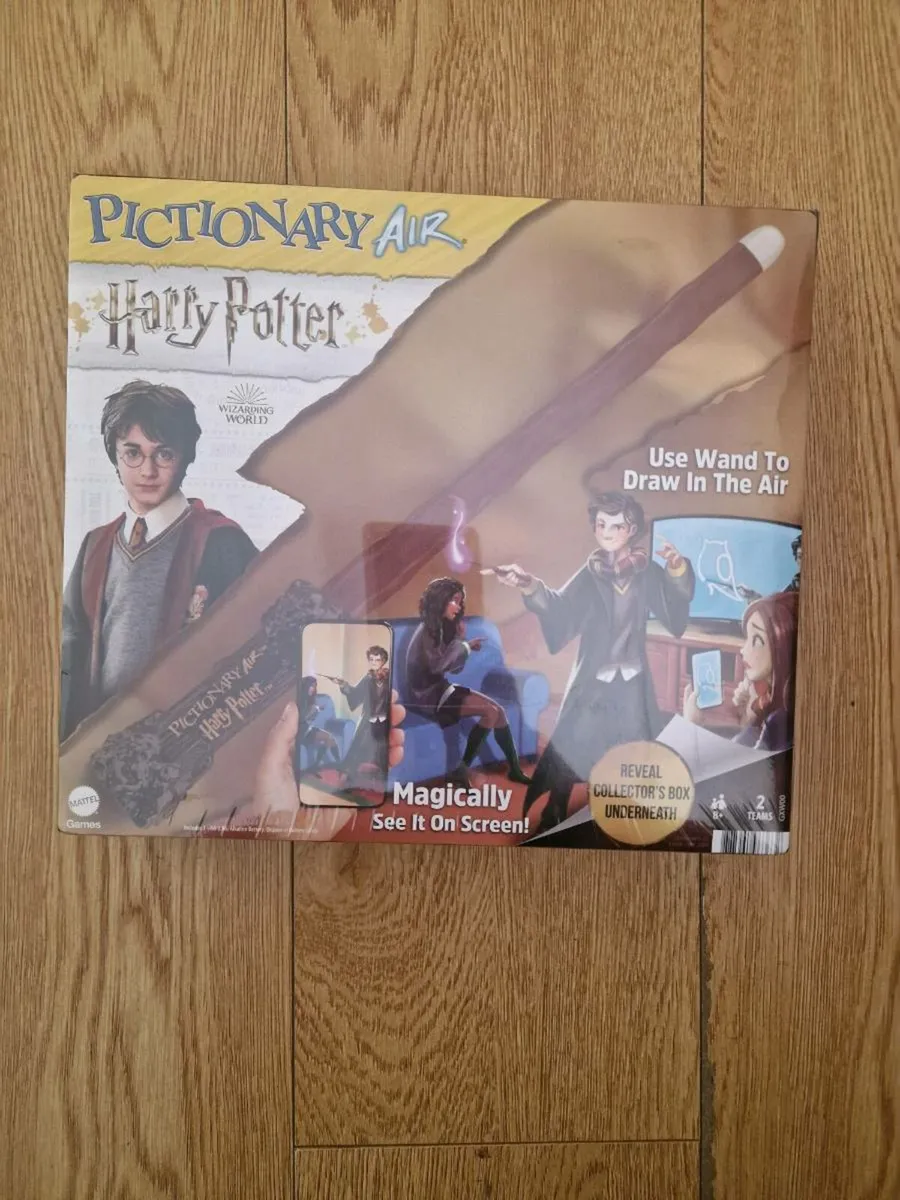 Pictionary Air Harry Potter Magical Family Drawing - Image 1