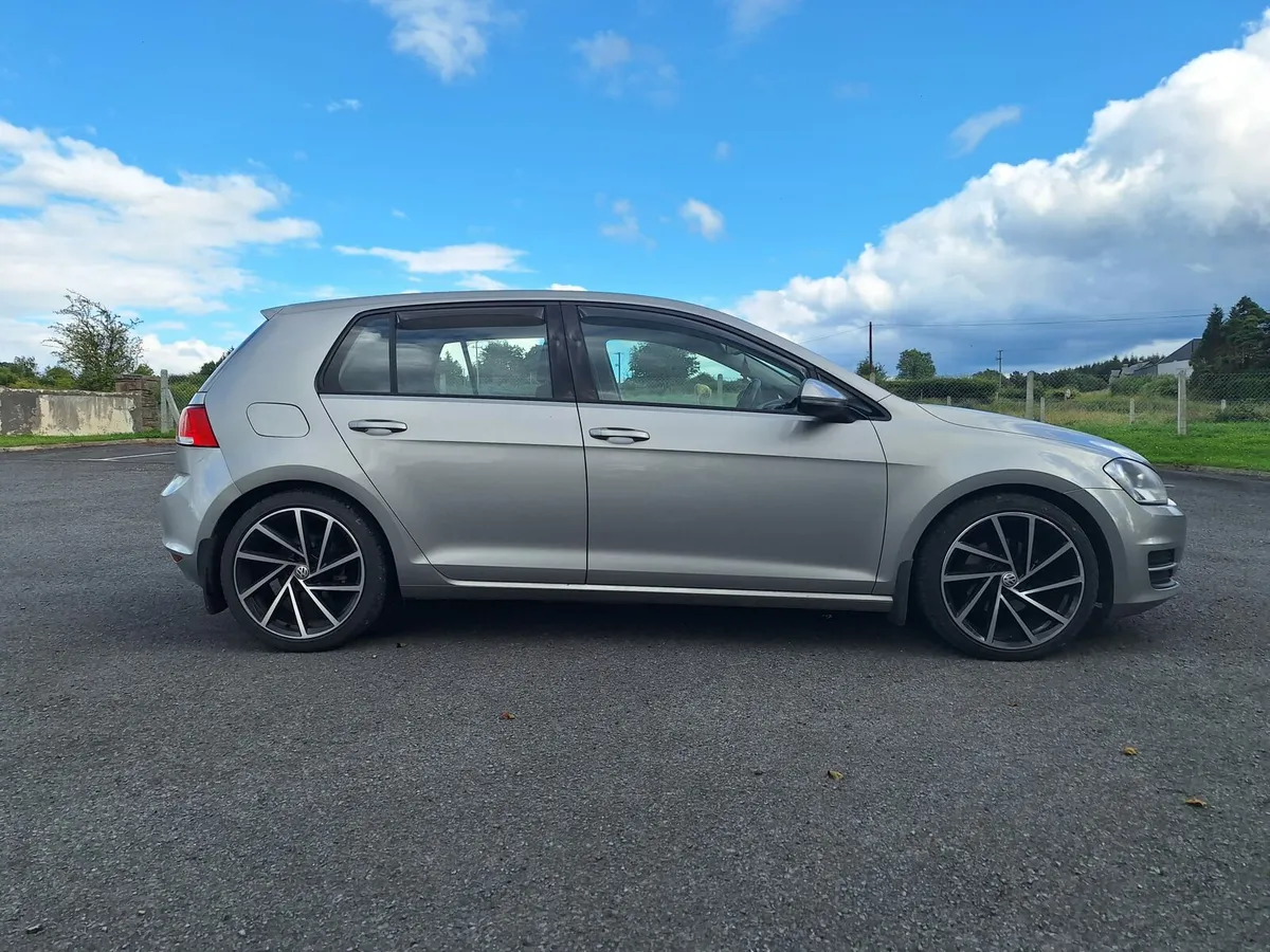 2013 Volkswagen Golf - Image 4