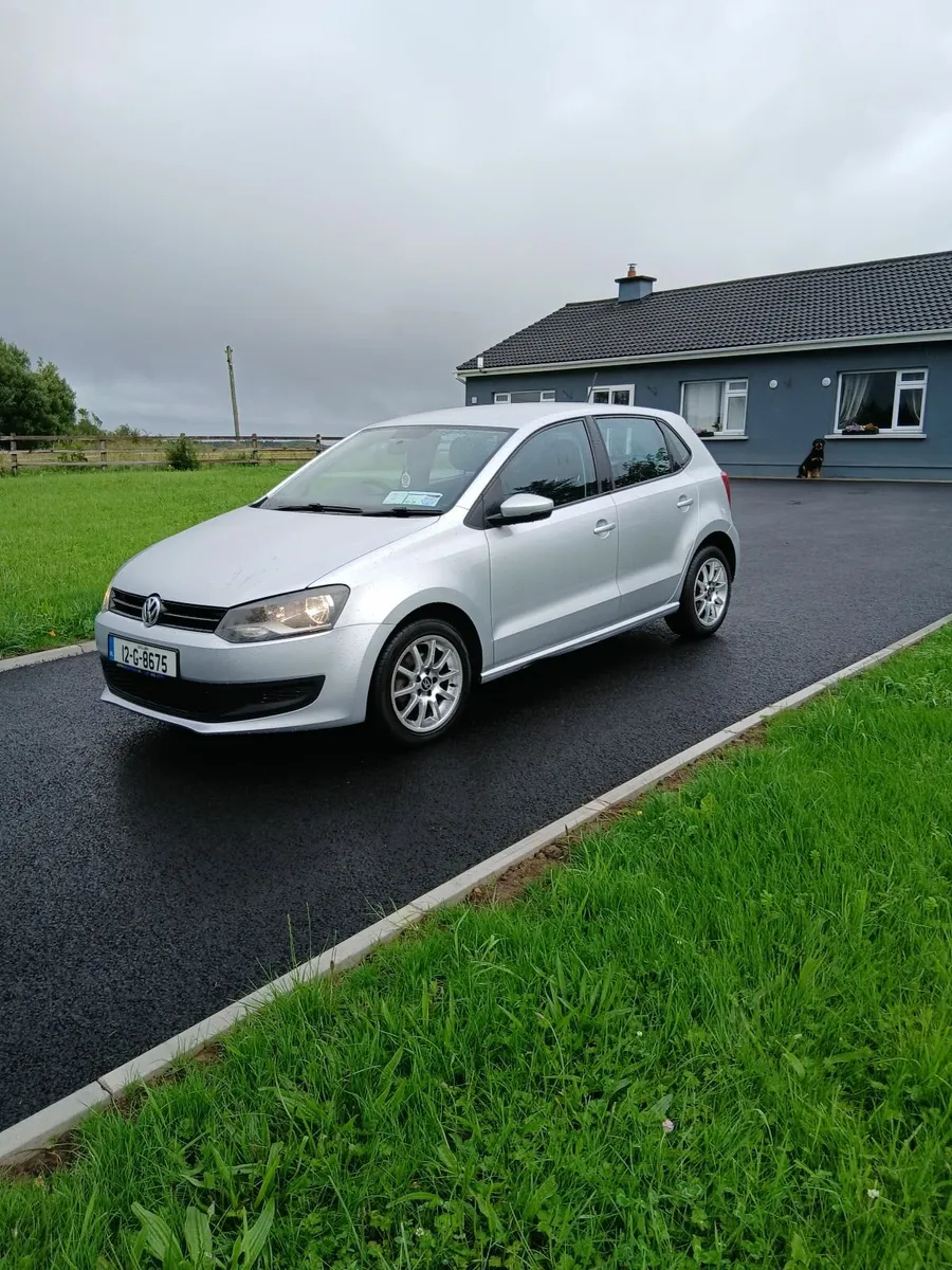 Volkswagen Polo 2012 automatic - Image 1