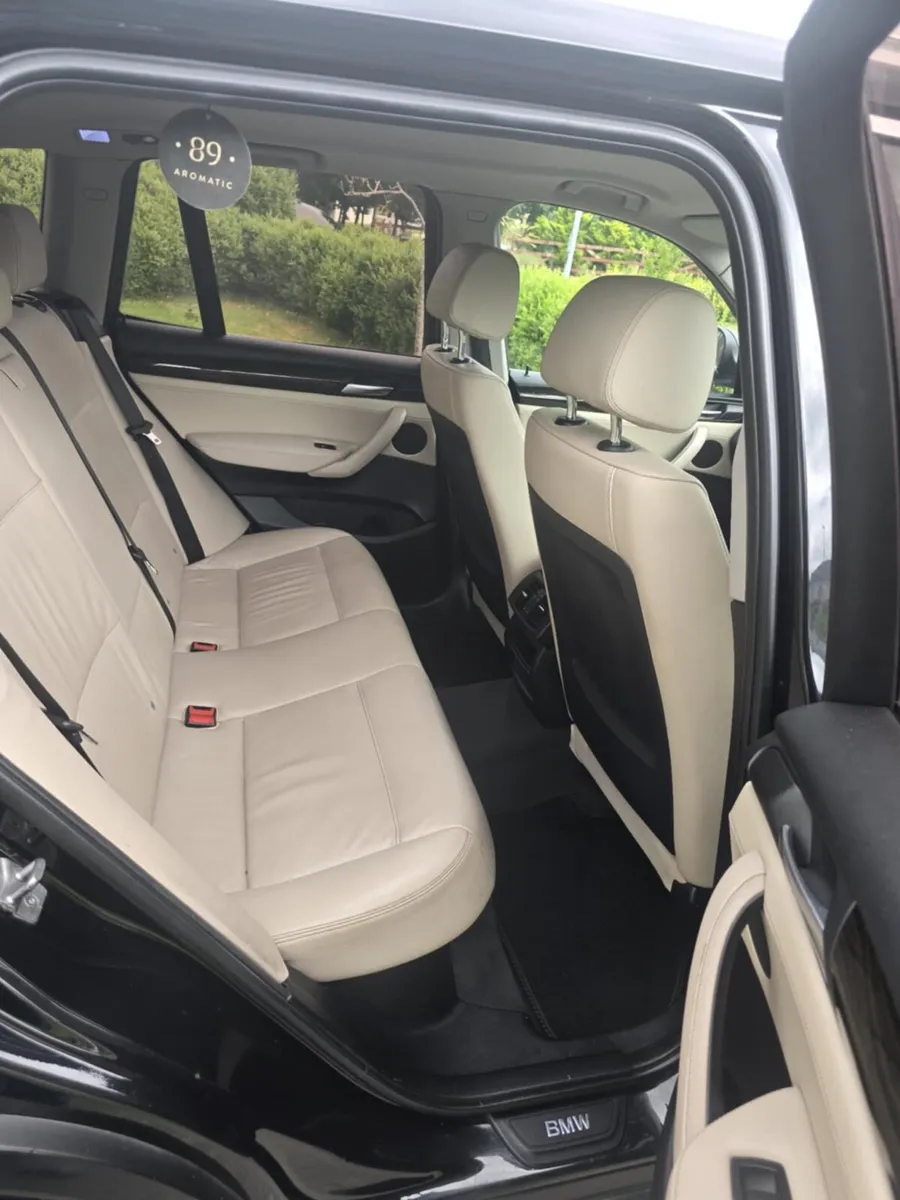 Car - Image 2