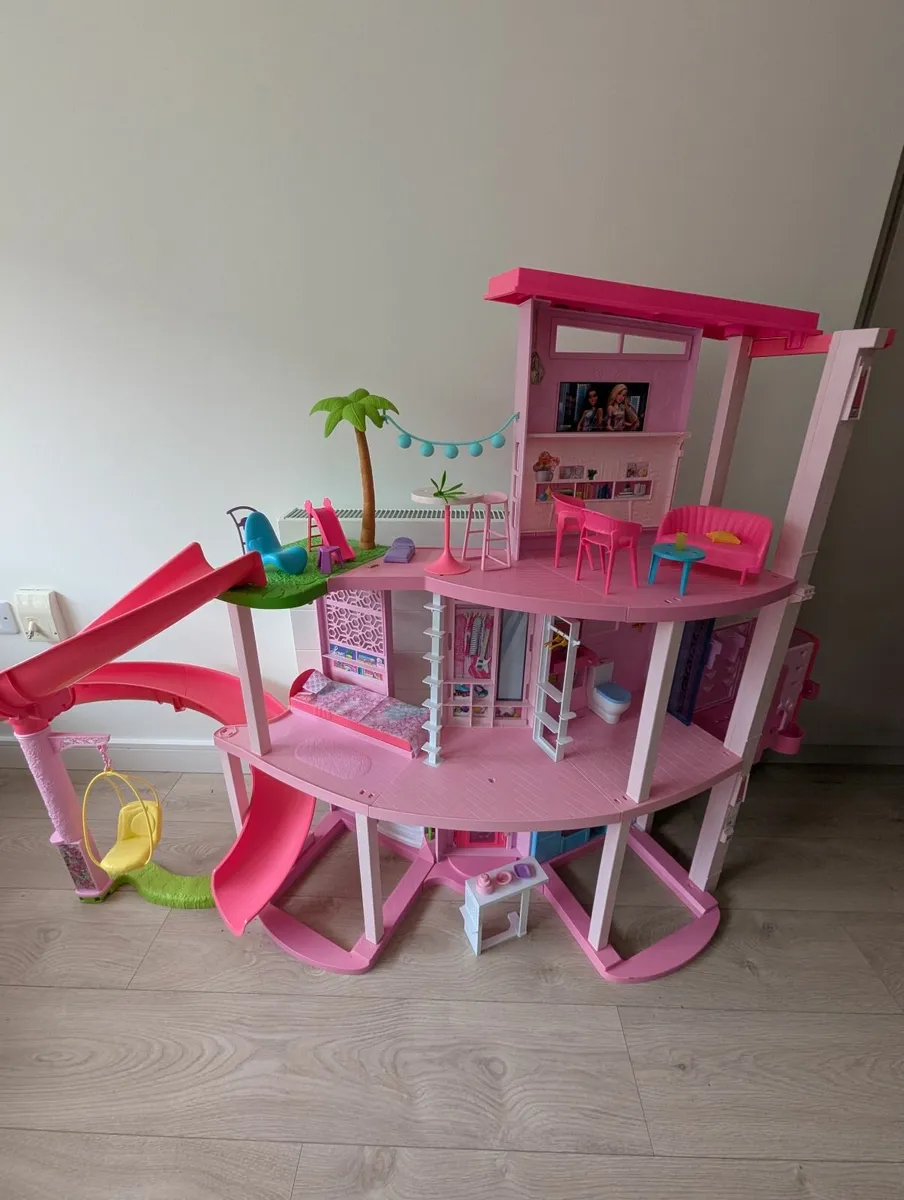 Barbie Dream House - Image 4