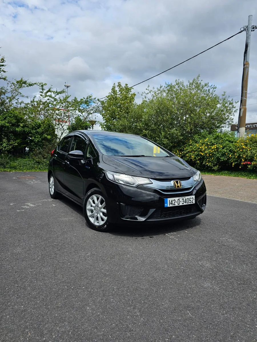 Honda Fit 2014 Automatic Hybrid - Image 3