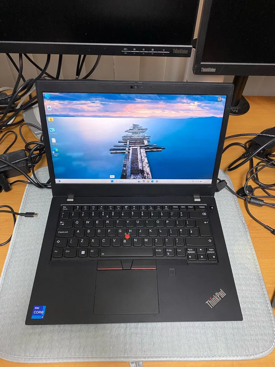 Lenovo Thinkpad i7 pro 16-256 win 11 pro - Image 1