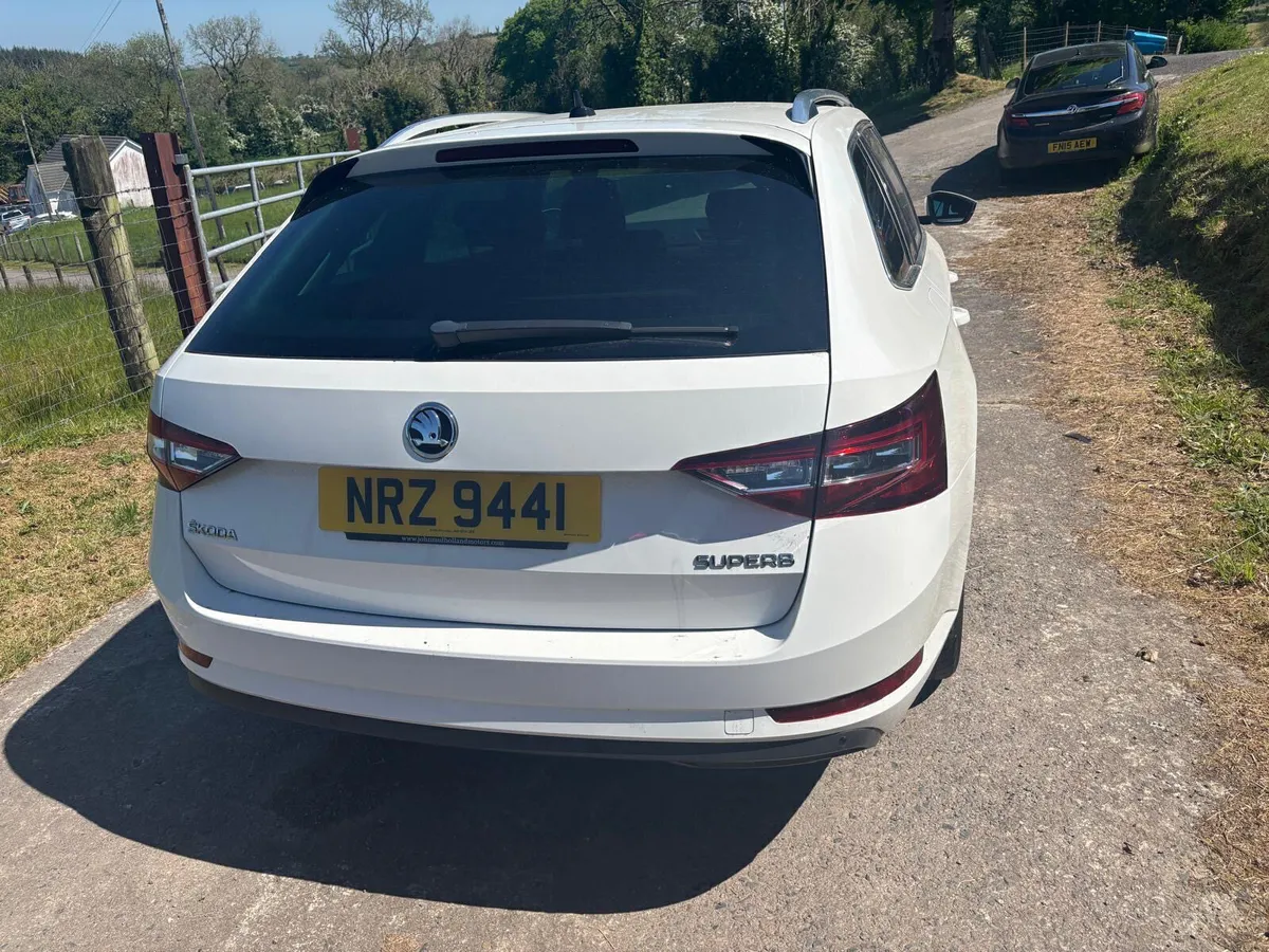 ‘18 Skoda Superb Tdi SE L Executive (LOW NOX) - Image 4
