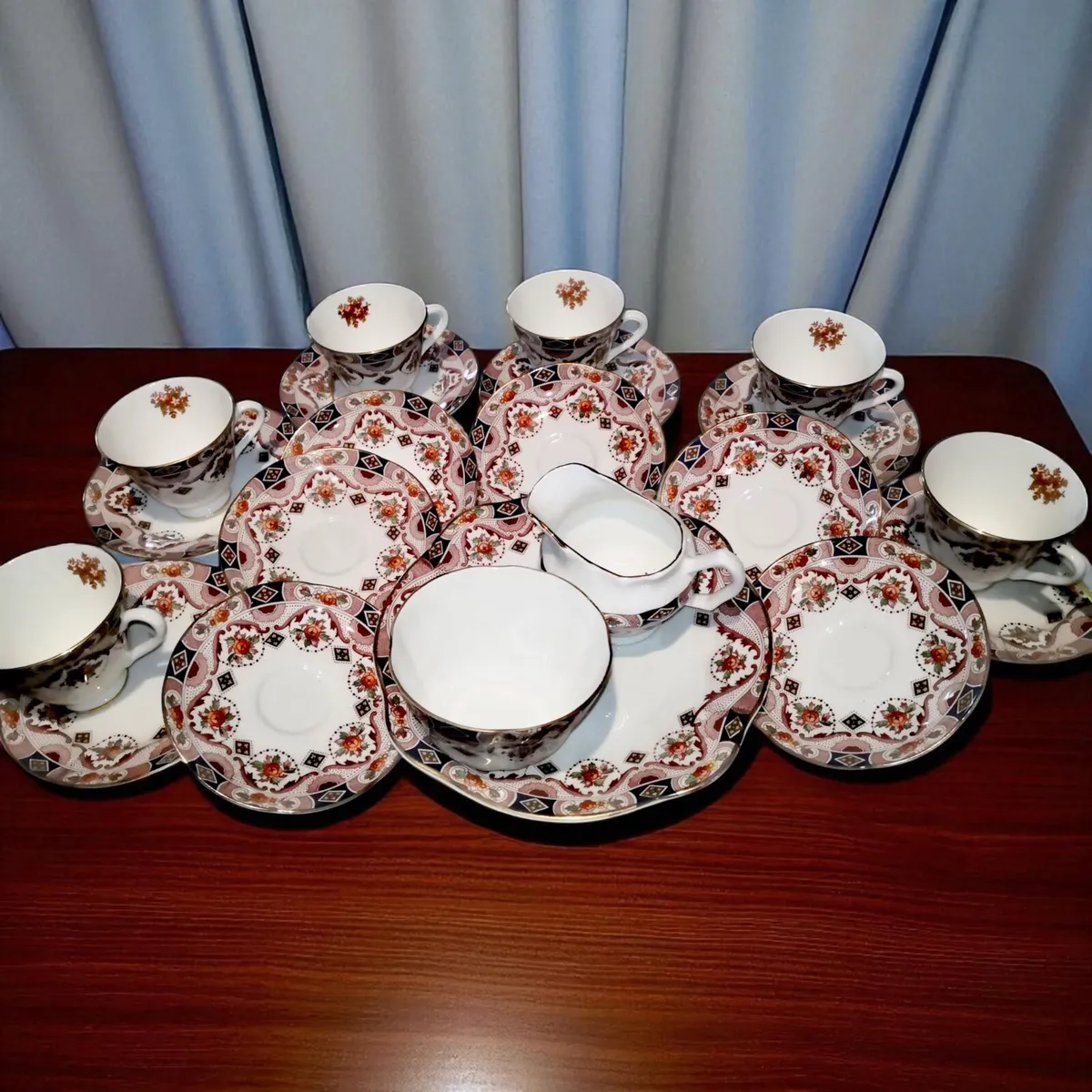 Royal Tara Carina teaset 21pcs - Image 1