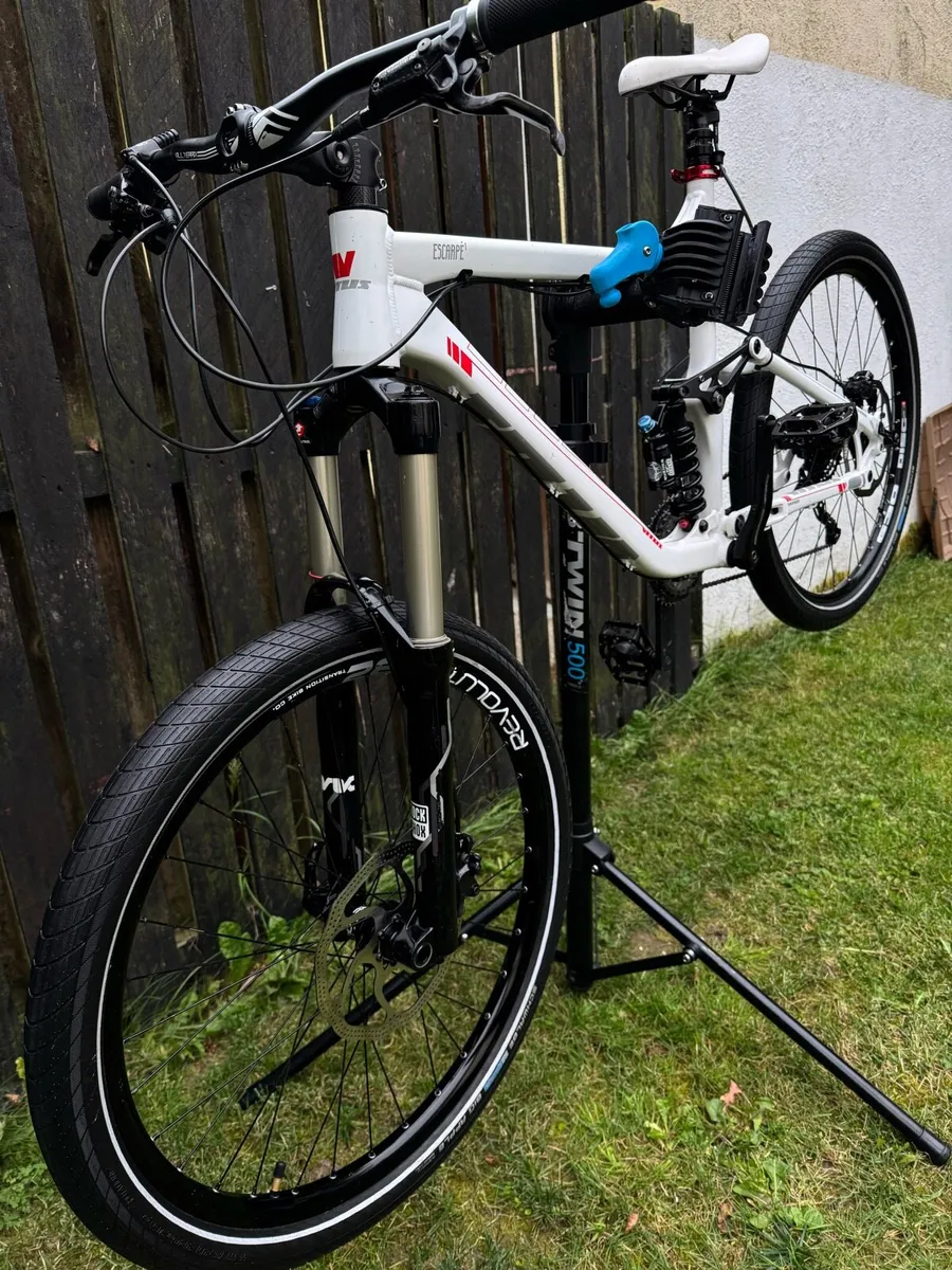 VITUS Full Suspension Bike - Image 4