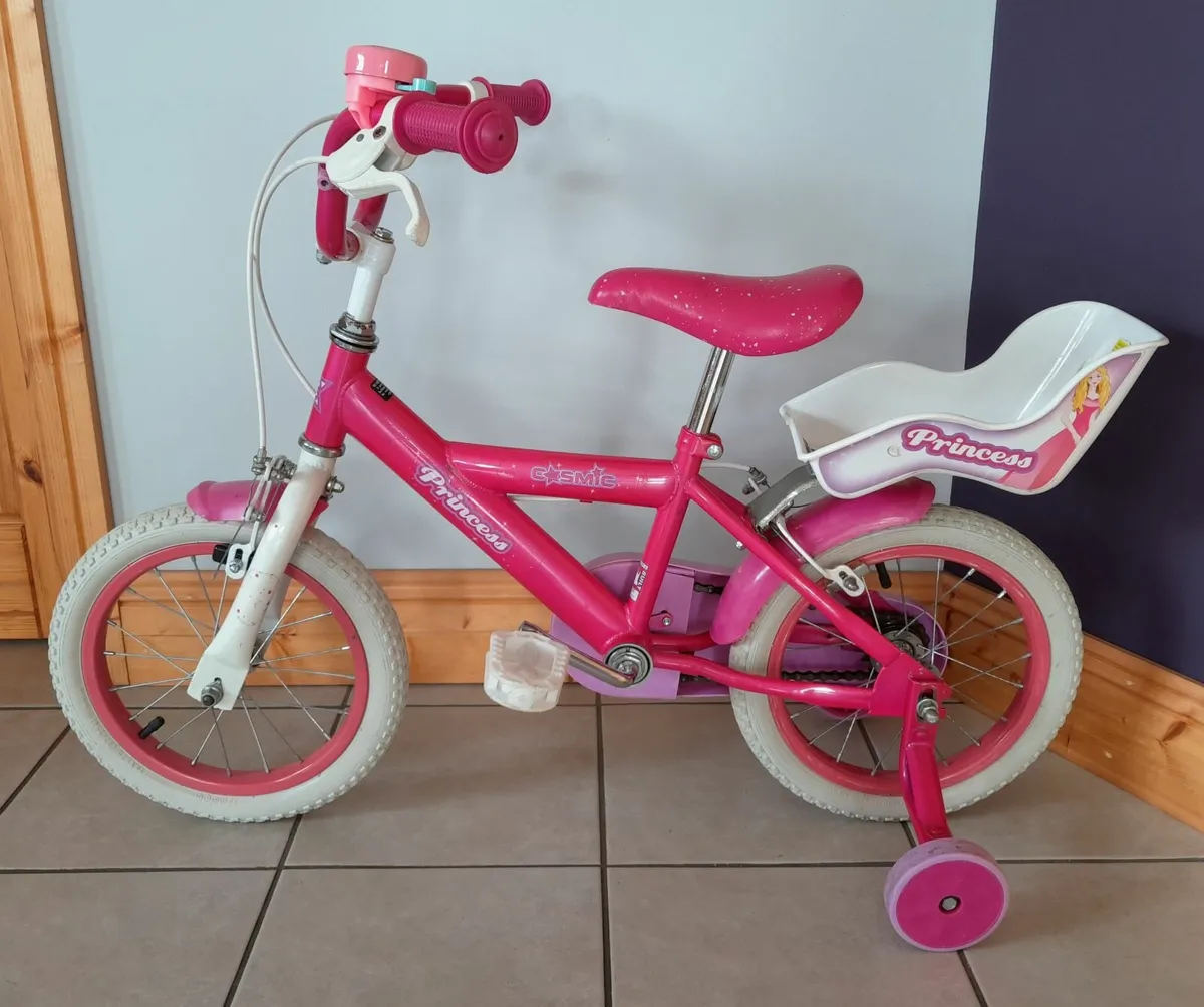 Children's bike, scooter and helmet - all for €30! - Image 4