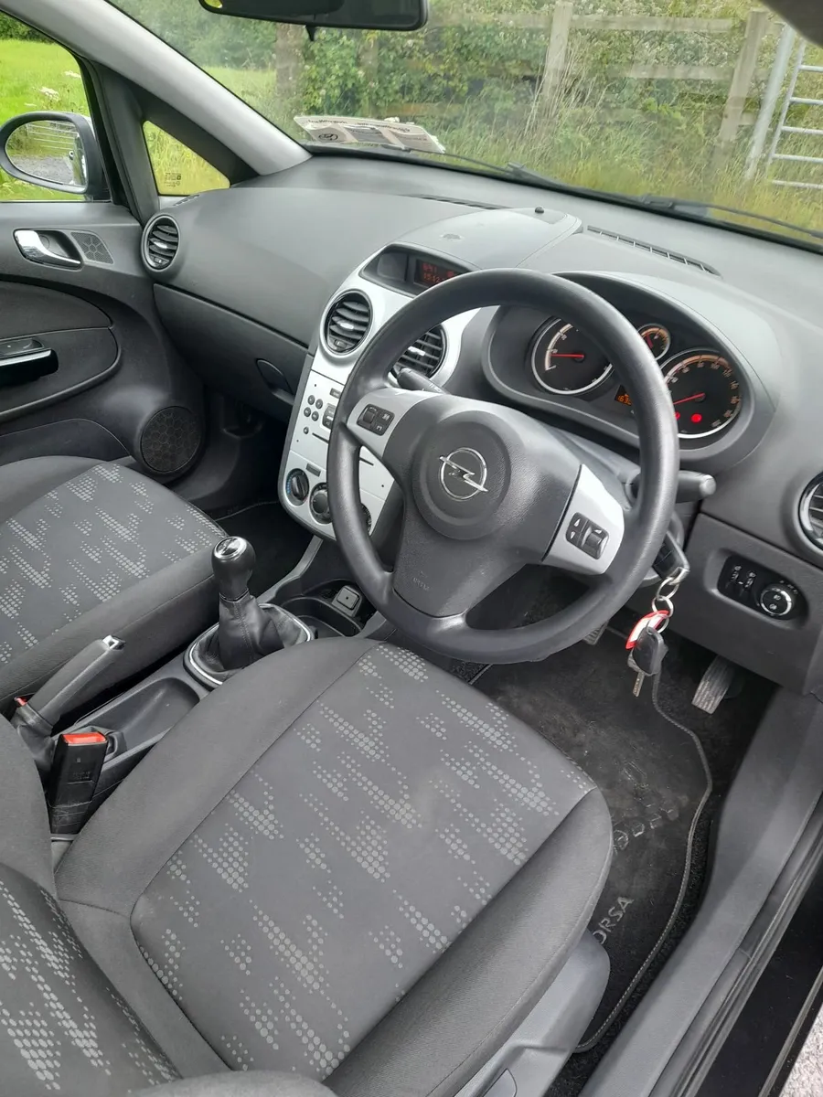 Opel Corsa 2012 - Image 4