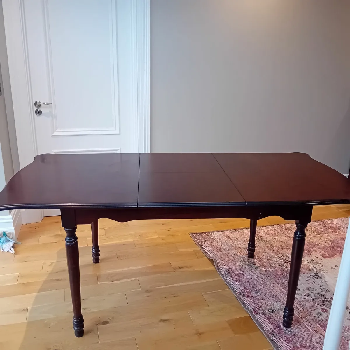 Antique expandable table - Image 1