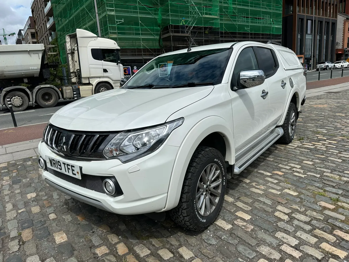2019 Mitsubishi L200 Barbarian - Finance Options - Image 2