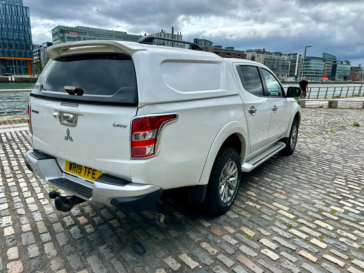 2019 Mitsubishi L200 Barbarian - Finance Options - Image 3