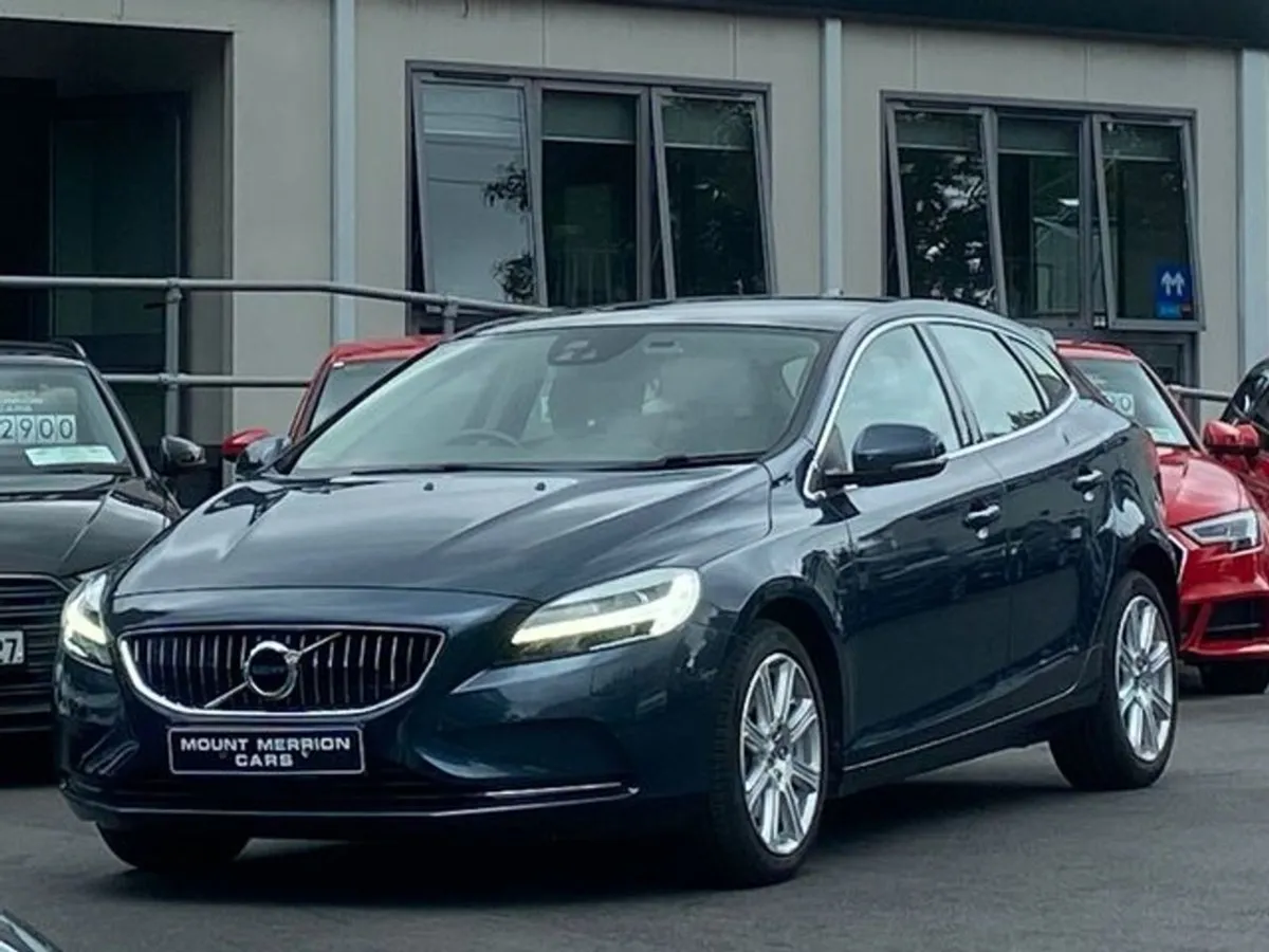 Volvo V40 Auto T3 Inscription Classic-huge Spec - Image 1