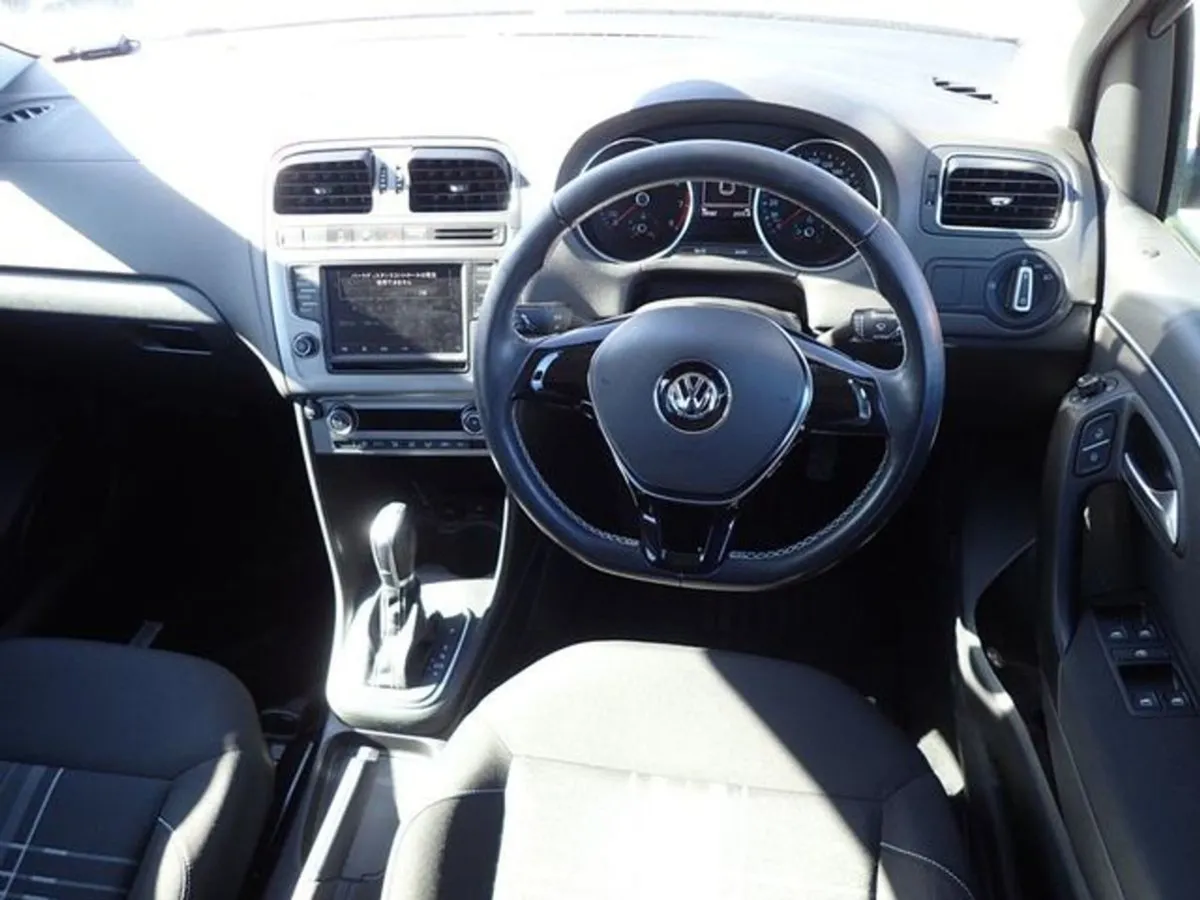 Volkswagen Polo 1.2 Lounge - Image 2