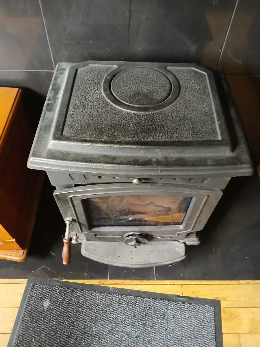 Stanley fire stove - Image 1