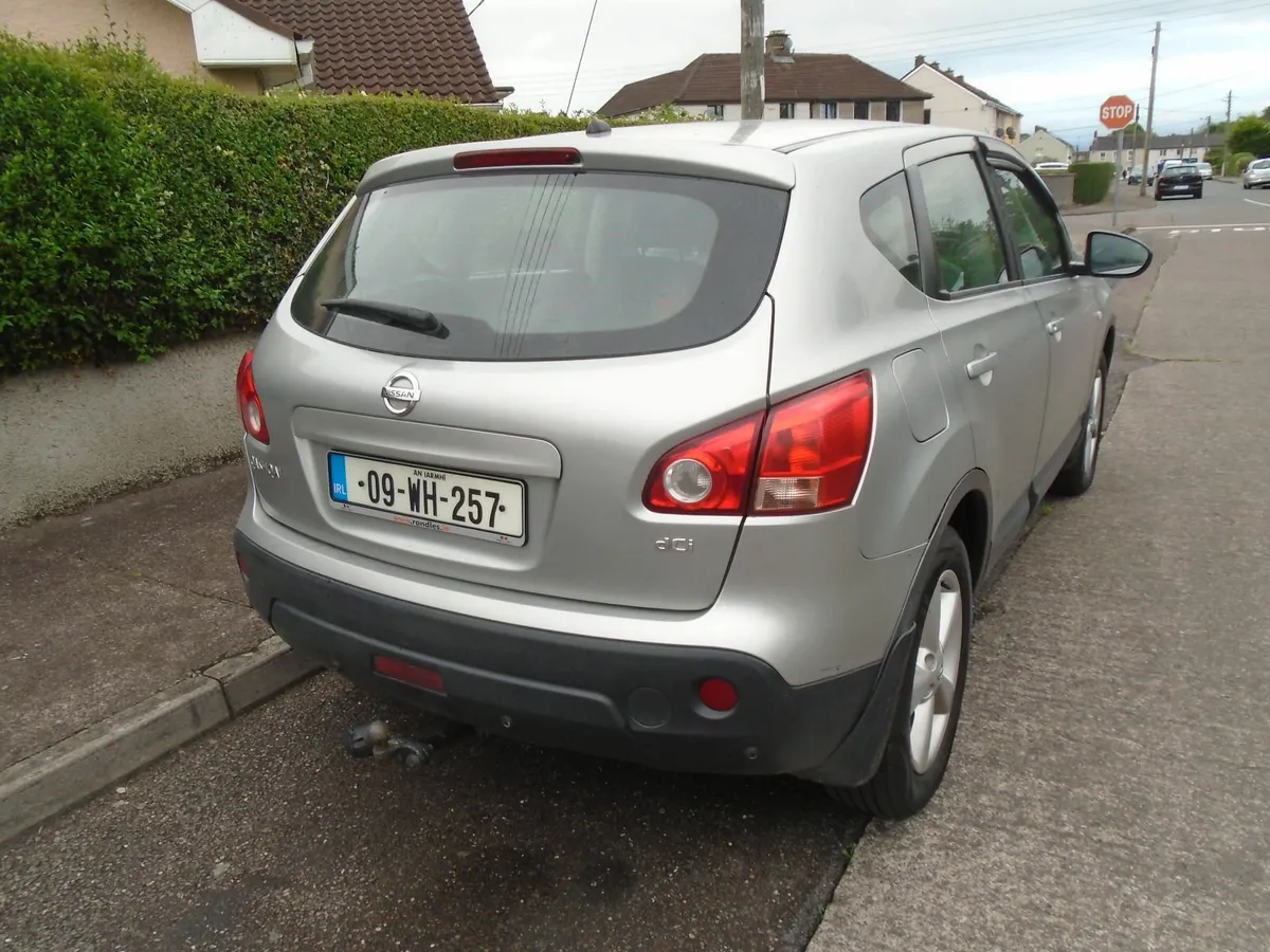 Nissan Qashqai 2009 - Image 2