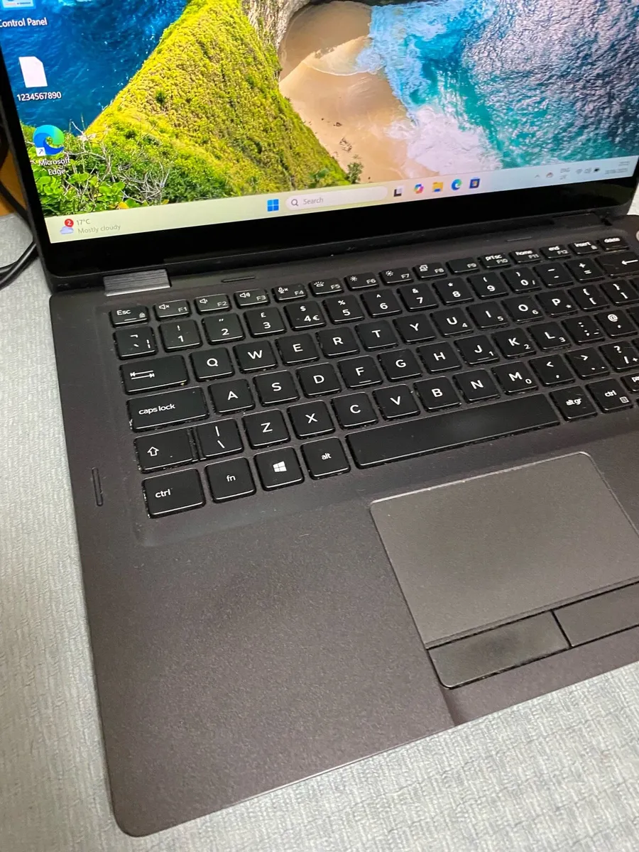 Dell 2n1 Touchscreen i5 8-256 win 11 pro - Image 3
