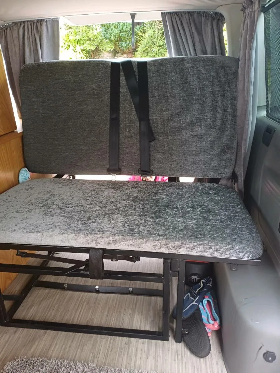 Camper Van - Image 4