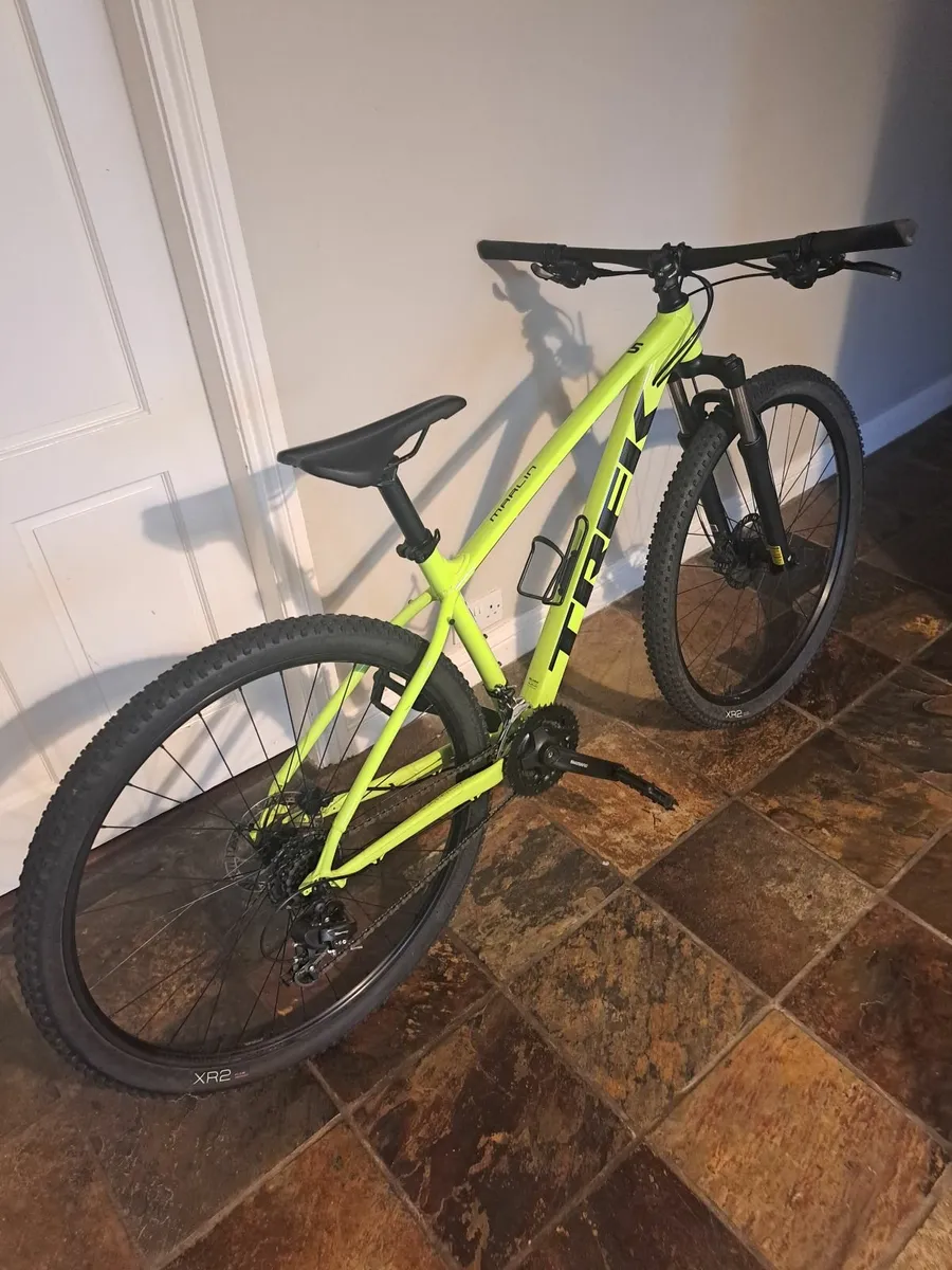 Mountain Bike - Image 2