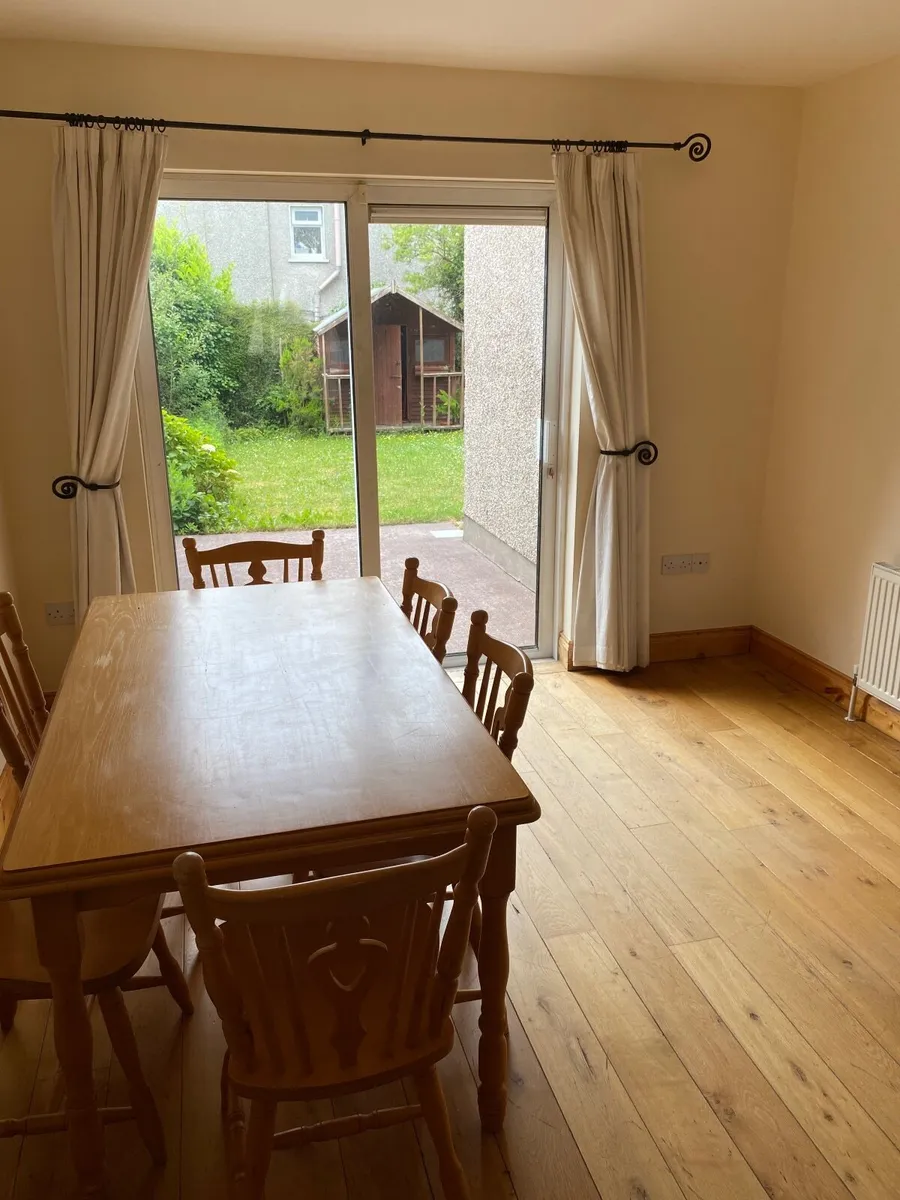 Dining table for - Image 2