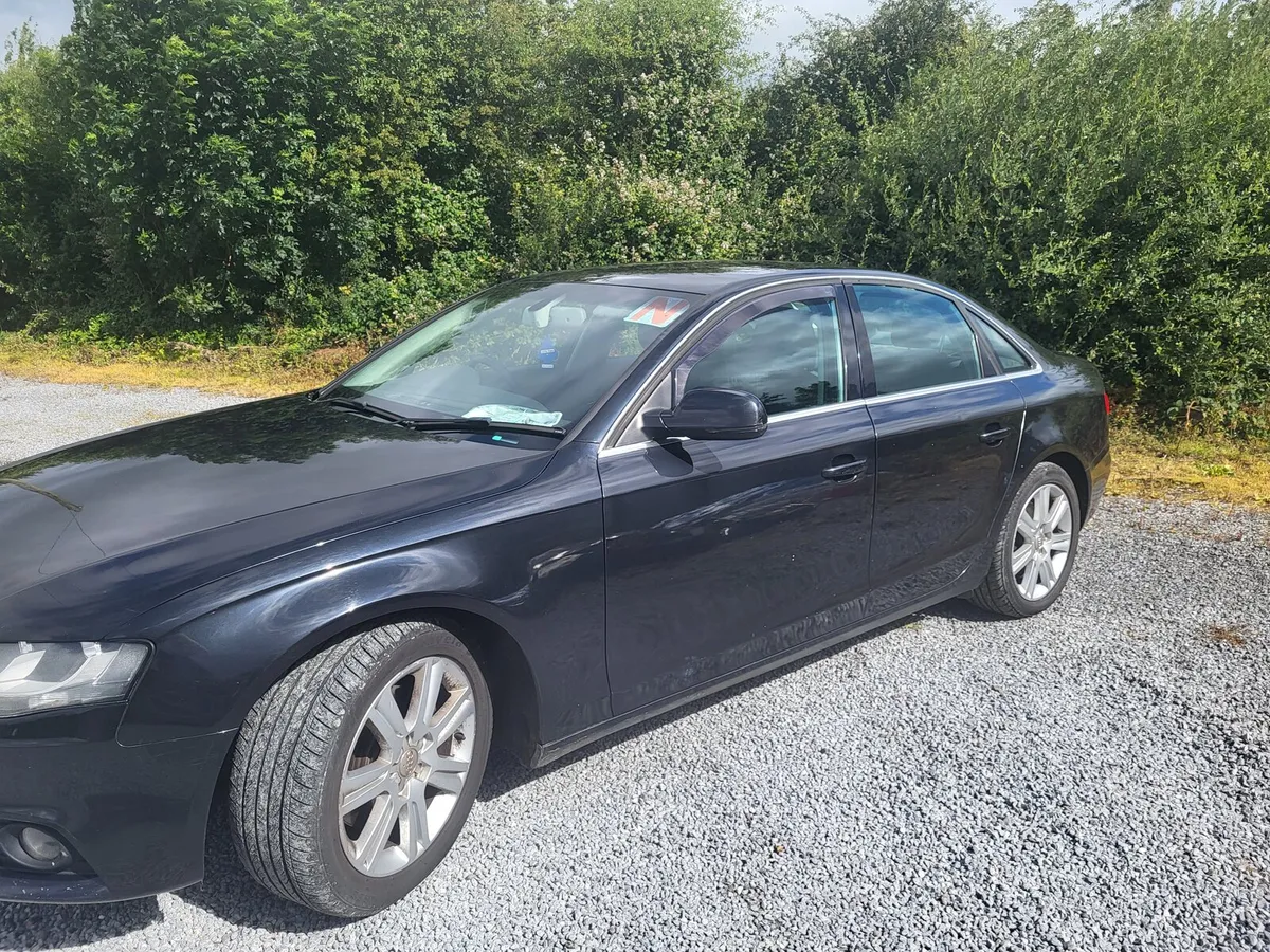 Audi A4 2010 - Image 3