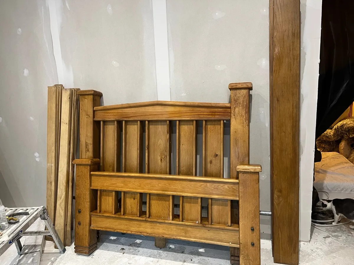 Solid wood double bed frame - Image 2