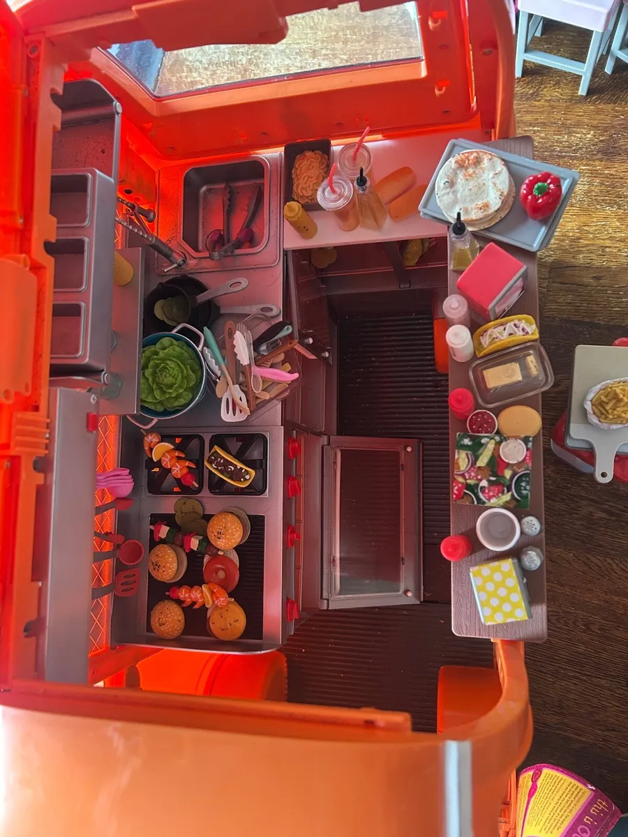Generation Doll Food Truck - Image 2