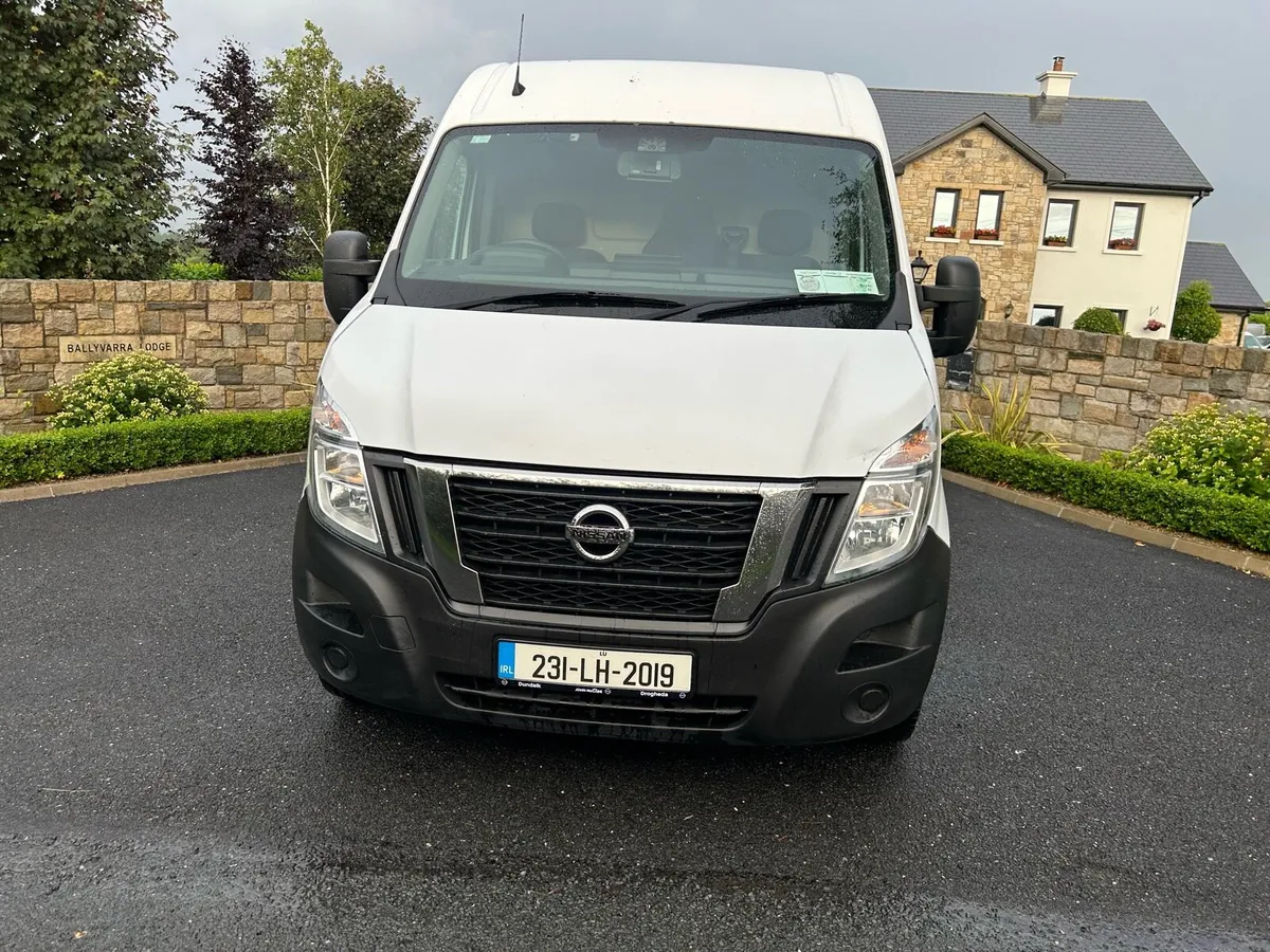 2023 Nissan interstar - Image 3