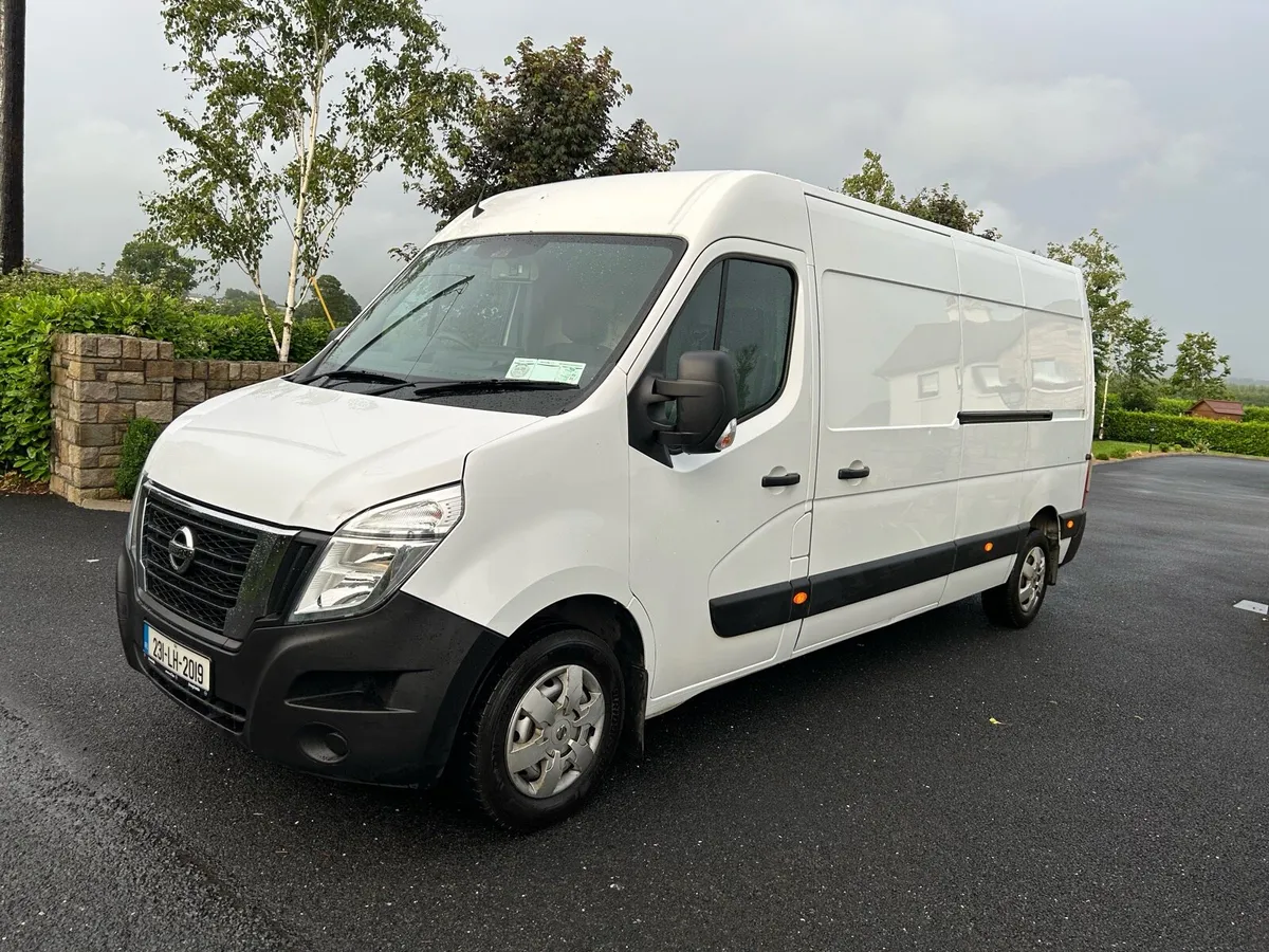 2023 Nissan interstar - Image 4