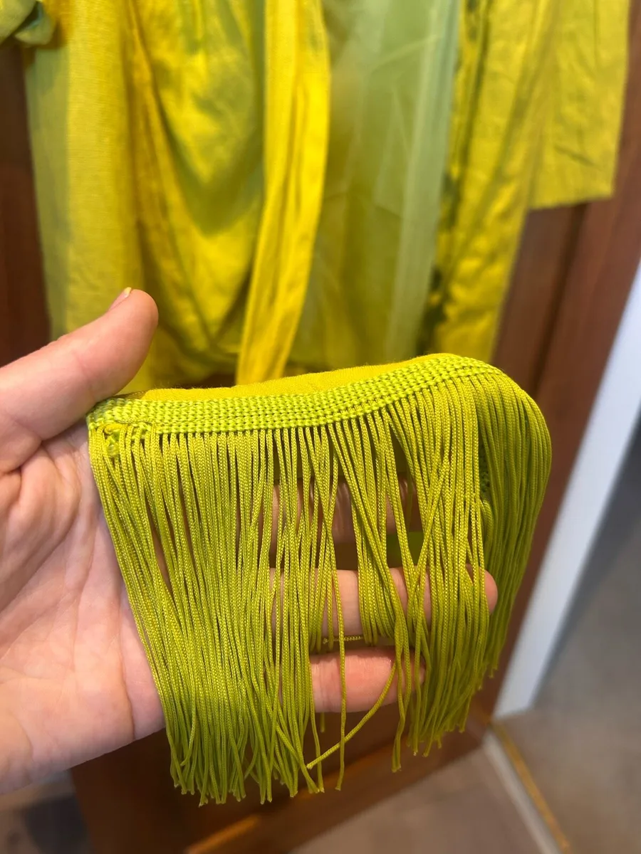 Green dress - Image 2