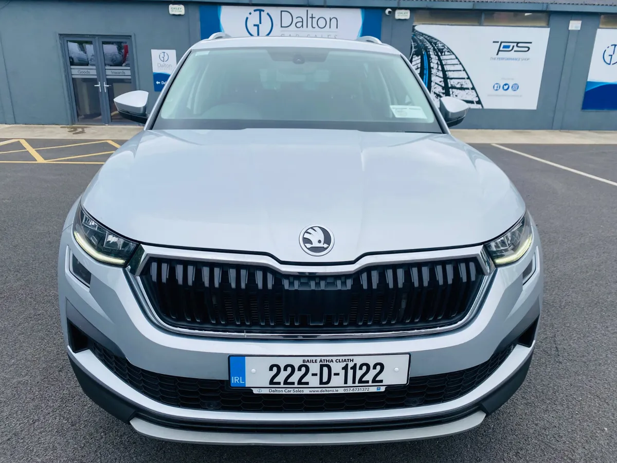 SKODA KODIAQ AMBITION 7 SEATER 2022 (222) - Image 2