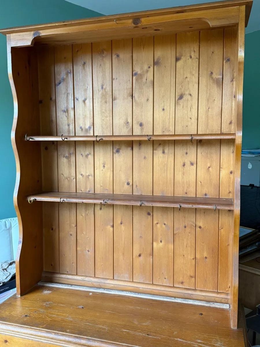Dresser - Image 1