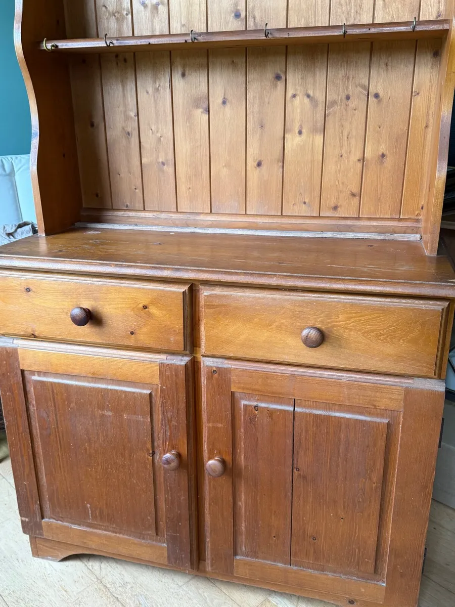 Dresser - Image 2
