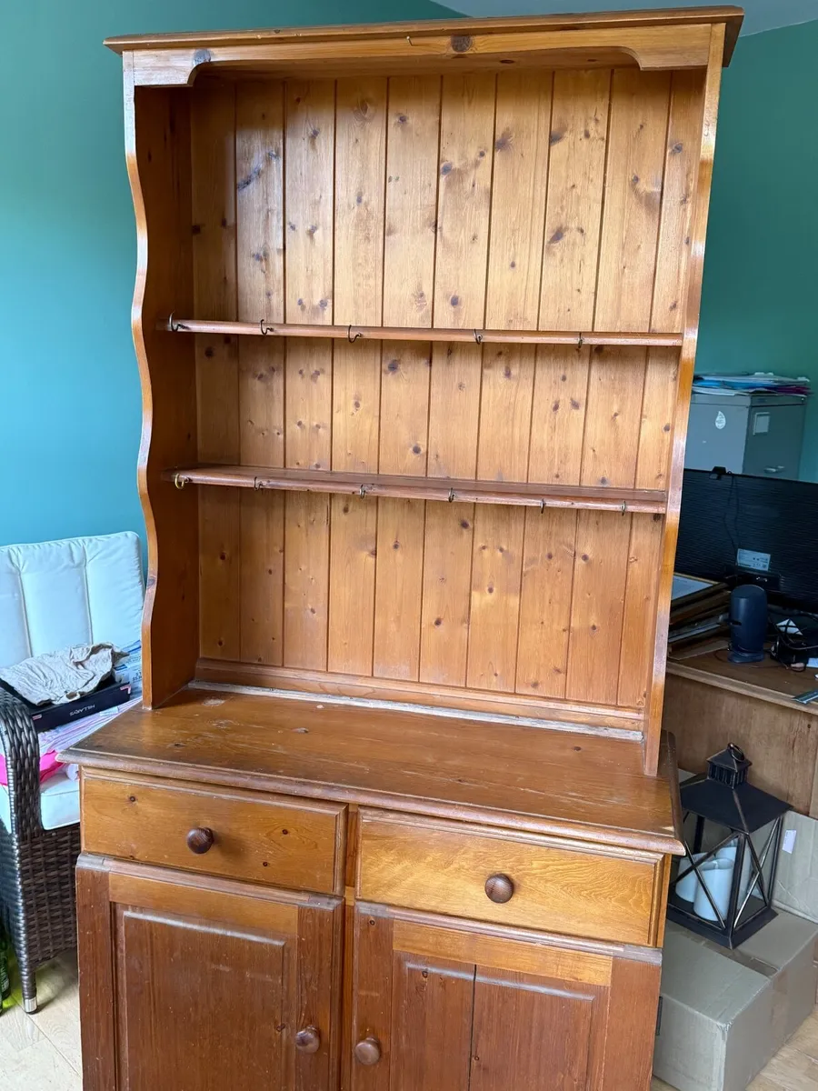Dresser - Image 3