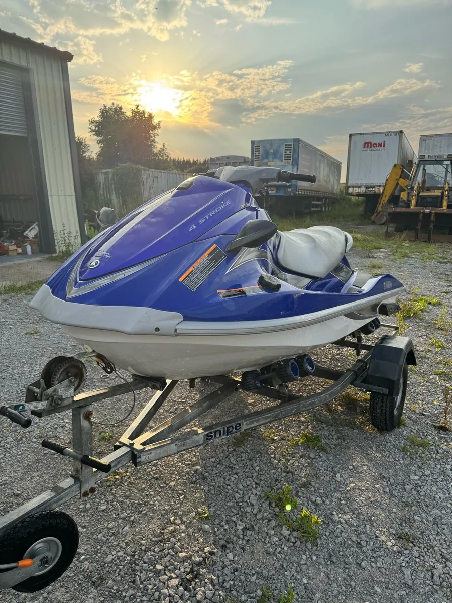Yamaha vx110 deluxe jet ski - Image 1