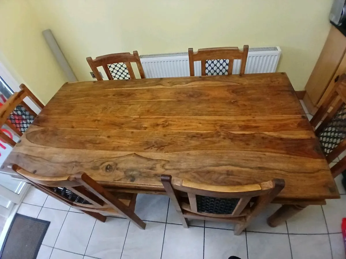 Kitchen table and chairs - Image 4