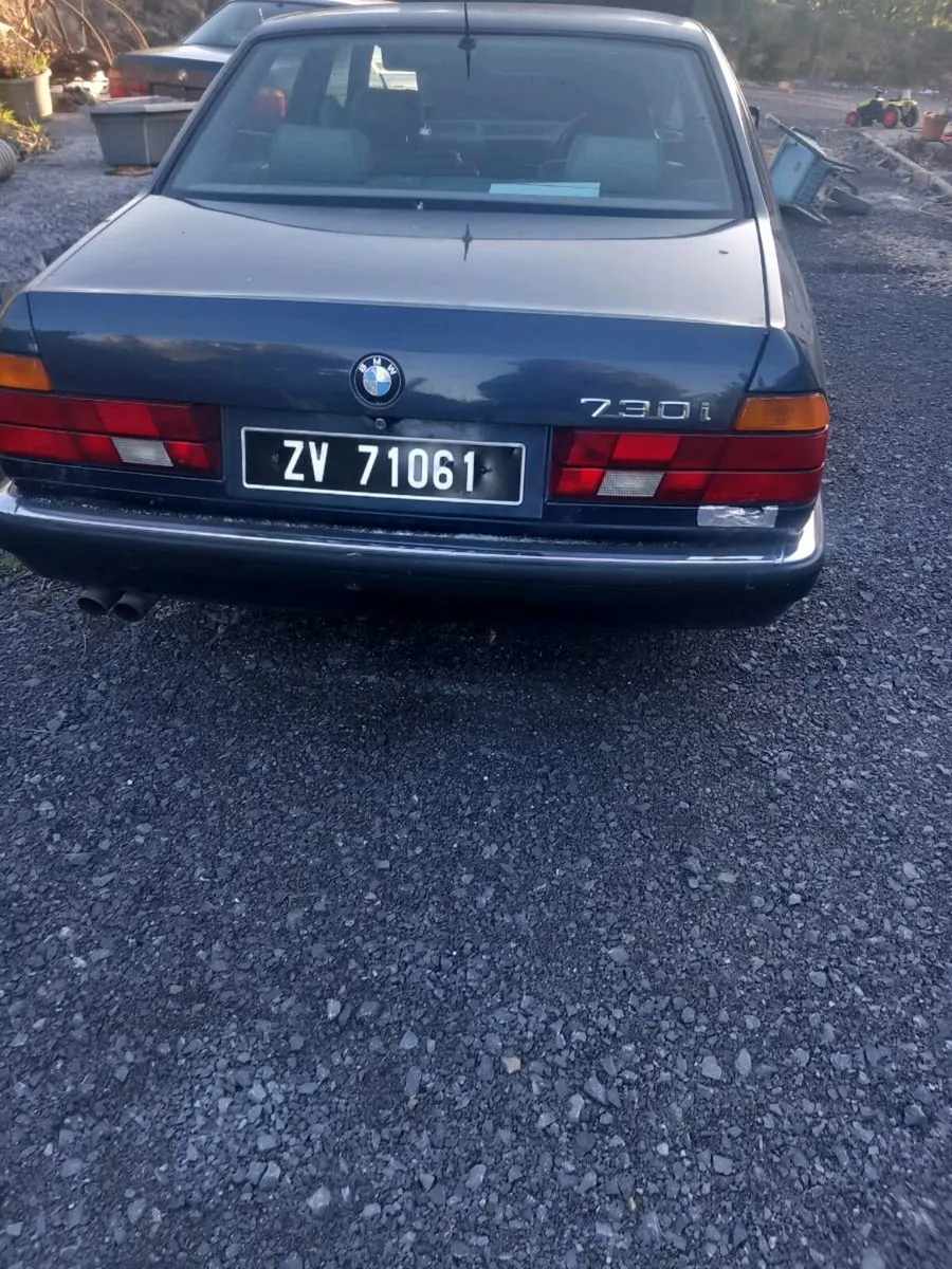 Car - Image 2