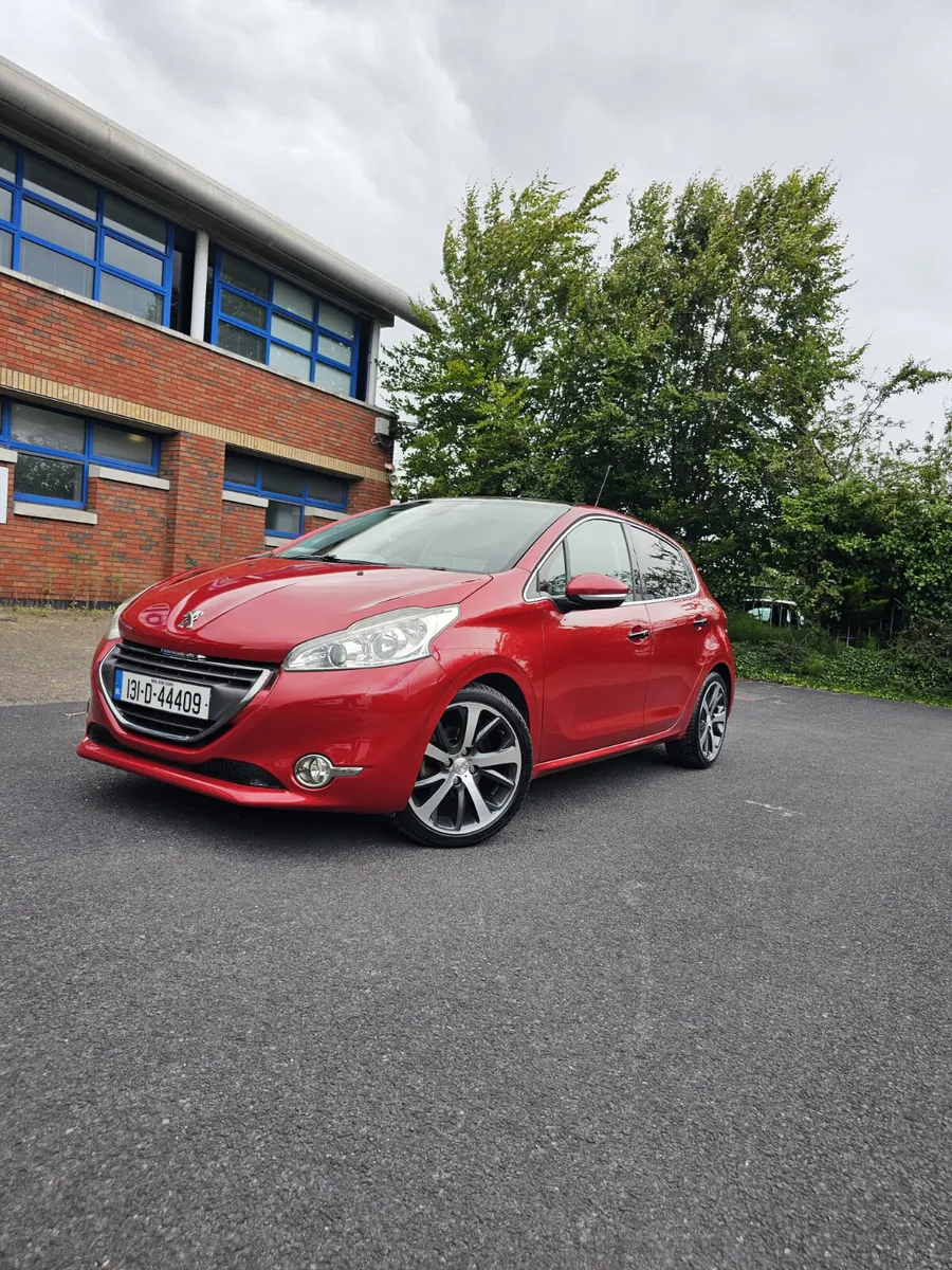 Peugeot 208 2013 Automatic - Image 1