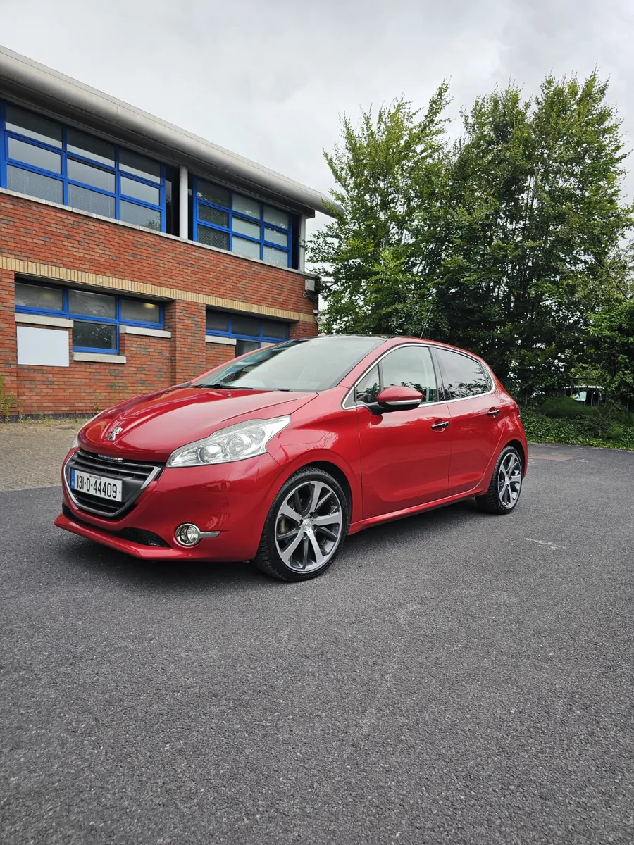 Peugeot 208 2013 Automatic - Image 2