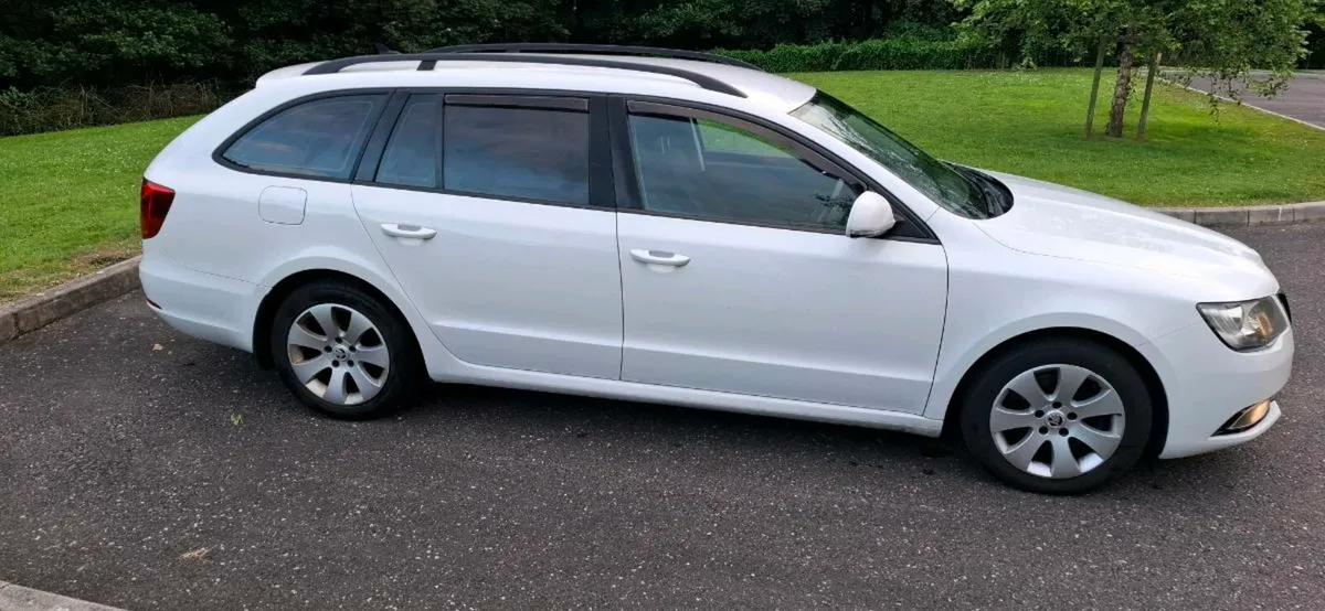 Skoda superb - Image 4